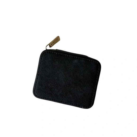 MICHAEL KORS Leather Travel Jewelry Case - Picture 3 of 4